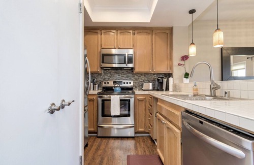 Rancho Bernardo Condo | Masters Hill-Resort Style Living-New walk-in shower complete-MAGNIFICENT VIEWS!