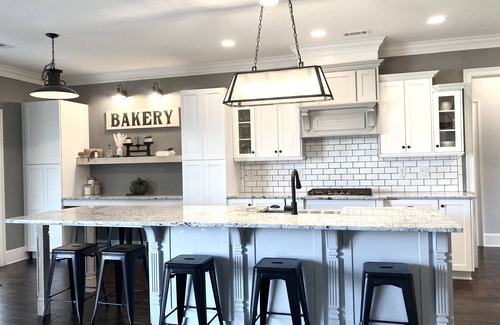 Evans House | Masters Rental - Beautiful, spacious home in a quiet neighborhood