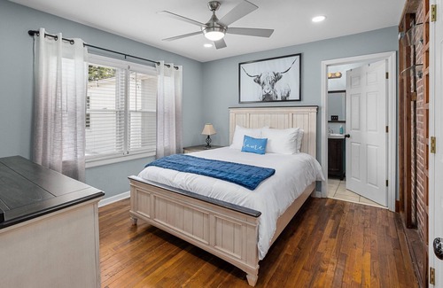 Harrisburg House | Masters Rental with Pool!!