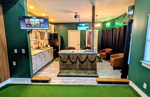 Central Oklahoma City House | Masters Retreat + 2HRS Private Golf Lounge