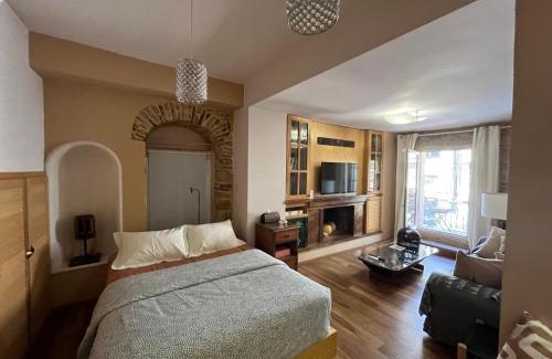 Chios Apartment | MASTIXI Colors