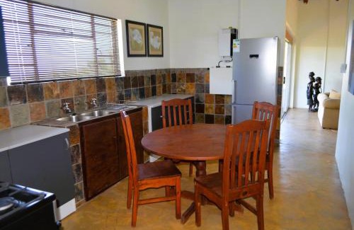 Vaalwater Cabin | Masungulo Waterberg Game Farm