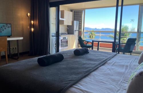 Arue Apartment | Matavai View - Premium Oceanfront Suite