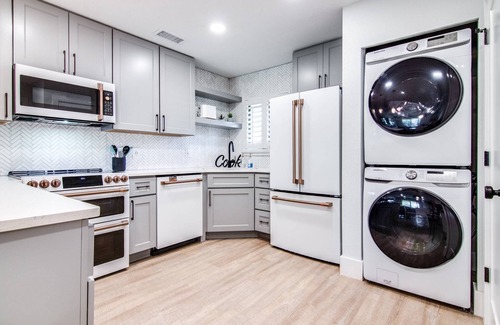 Wesley Chapel Condo | Matchless Luxury – Elegant 2BR Golf View Condo w/Designer Kitchen, Smart TVs & Walk-Out Patio!