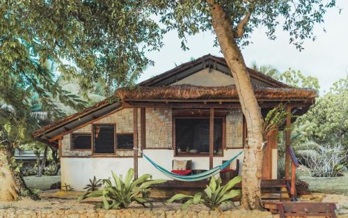 Port Lautour Bed & Breakfast | Matevulu Lodge