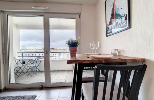 Plaine des Bouchers Apartment | Mathis - Tram - Ville - Récent