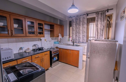 Kampala House | Matinza Homes, Makerere - 10min Drive to KLA City Wi-Fi Included 7