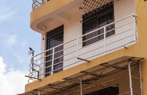 Kampala House | Matinza Homes, Makerere - 10min Drive to KLA City Wi-Fi Included 7