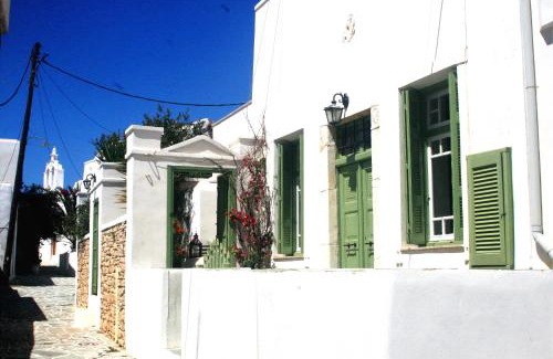 Folegandros Town House | Matsas Mansions
