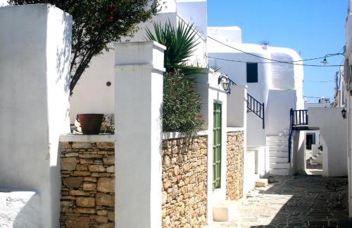 Folegandros Town House | Matsas Mansions