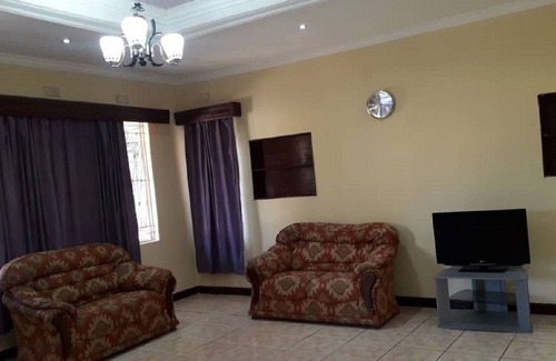 Lilongwe Bed & Breakfast | MATT Bed & Break Fast, near Latitude 13 Hotel and opposite Lark Cafe