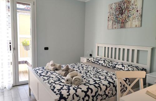 Crescenzago Apartment | Matthias Home - Milan - modern and cozy flat, close to the metro - 15 min from Central Station, close to San Raffaele