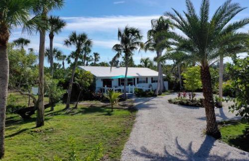 Sanctuary House | Mau Maus Cottage home