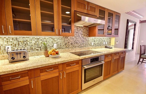 Kaanapali Villa | Maui Resort Rentals: Hyatt Residence Club – 2BR Oceanfront Upper Floor VIlla