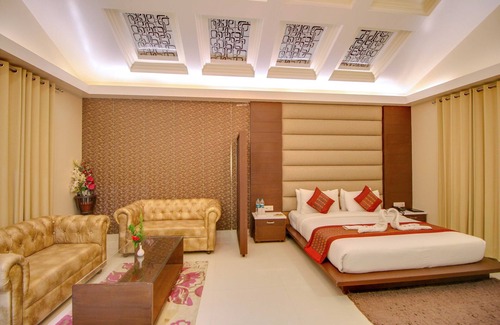 Garjia Hotel | Maulik Mansion Resort