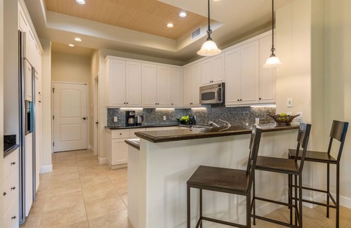Kulalani Condo | Mauna Lani Resort: Two Large Suites, Shop Nearby, Beach Club access.
