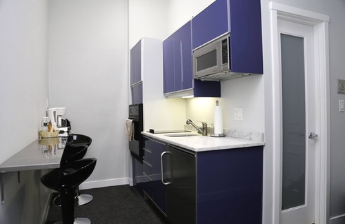 Back Bay Apartment | Maverick Suites at 245 Newbury St