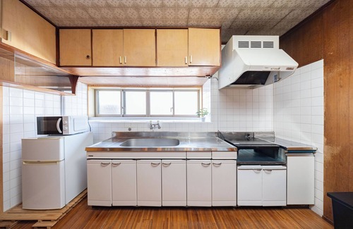 Sobe House | Max 12Sleeps | 3min to Beach | 4Double + 1Queen bed | 10min to Zanpa – Yomitopia