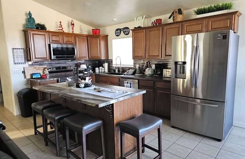 Parker Strip House | Max View Summary: Max