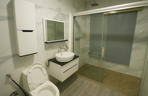 Awka Hotel | Maxbe Continental Hotel