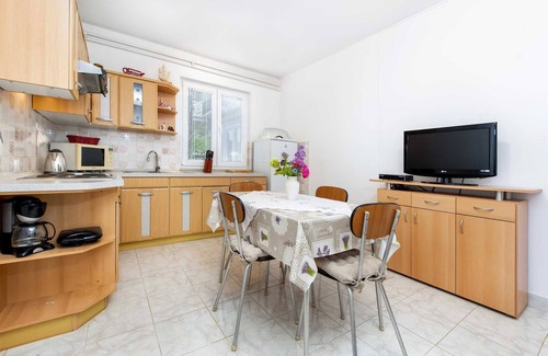 Borik Apartment | MAXI One-Bedroom Apartment 1