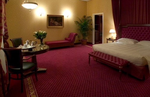 Peschiera Borromeo Hotel | Maxim Hotel