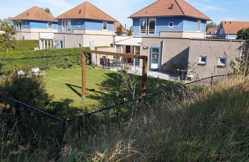 Hoofdplaat House | Maxime 209 - Kustpark Village Scaldia - Large detached holiday villa with garage