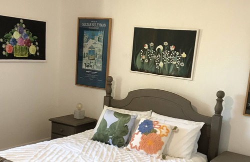 Casterton House | Maxwell Cottage - Casterton, VIC
