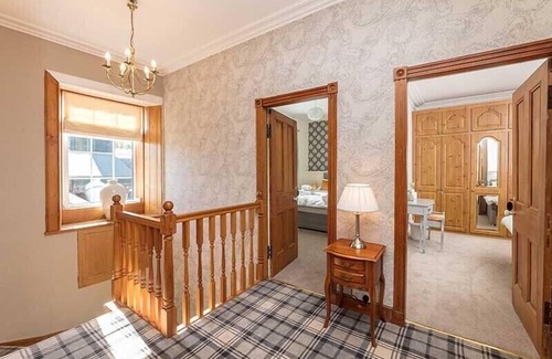 Kirkmichael Bed & Breakfast | Maxwelston Farmhouse