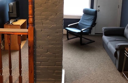 Loudonville Apartment | May 12-14 Available - 2nd Floor 1 Bedroom Apt Downtown Loudonville/Mohican