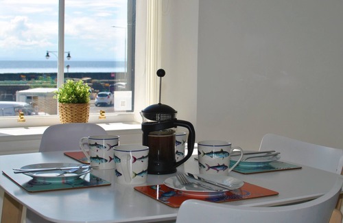 Pittenweem Apartment | May View - Two Bedroom Apartment, Sleeps 4