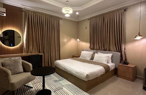 Kano Bed & Breakfast | Maya homes