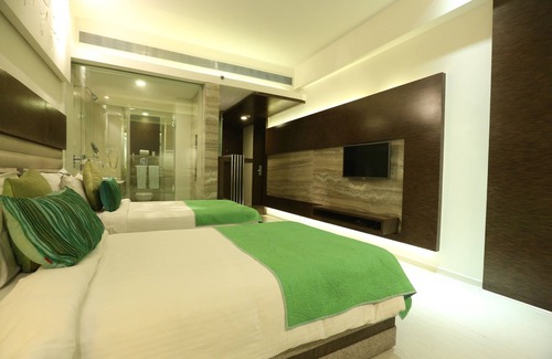 Sector 35 Hotel | Maya Hotel