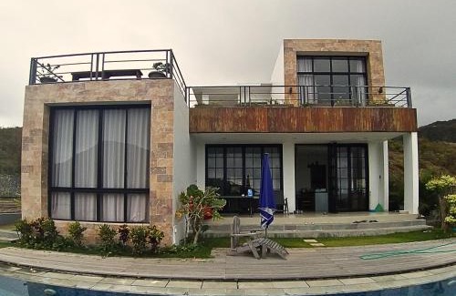 Praya Barat Hotel | Maya Ocean Resort