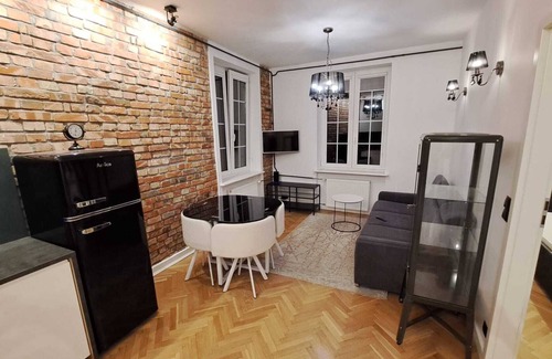 Old Town Apartment | Maya's 63