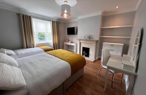 Santry Bed & Breakfast | Maya's Lodge