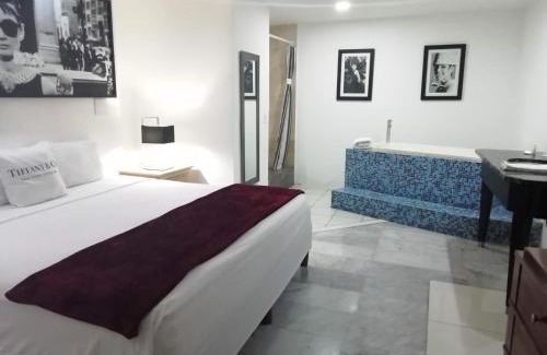 Punta Cancun Hotel | Mayafair All Inclusive