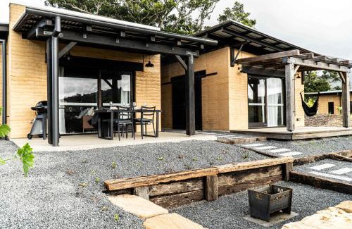 Kin Kin Villa | Mayan Farm House and Villas, Kin Kin
