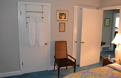 Mount Airy House | Mayberry "Sentimental Waltz"