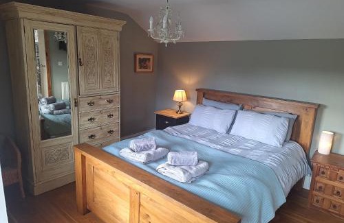 Cosheston House | Mayeston Barn Holiday Home