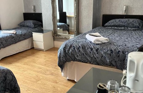 Penylan House | Mayfair Guest House