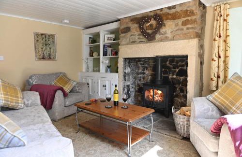 Wearhead House | Mayfield Cottage