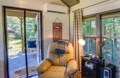 Mayfield House | Mayfield Tiny Home with Porch, Walk to Beaches!