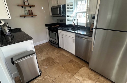 Ocean Bluff-Brant Rock House | Mayflower Beach House