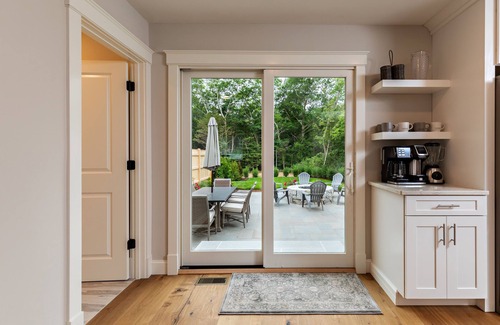 Dennis House | Mayflower Beach - New Listing - 2 Bedroom w/AC sleeps 8