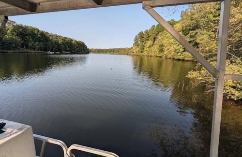 Roxboro House | Mayo Lake Getaway