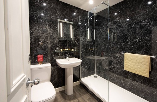 Long Preston Hotel | Maypole Inn