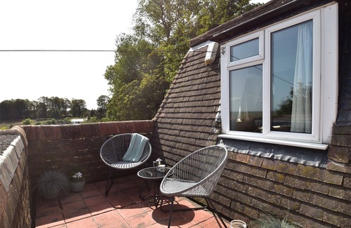 Playden Cottage | Maytham Cottage is a family & dog friendly holiday cottage