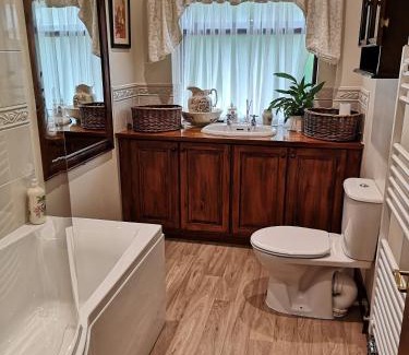 Eyam Apartment | Maywalk House B&B