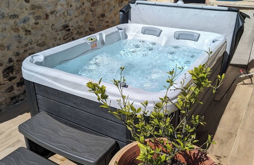 Bagard Apartment | Mazet Entièrement Rénové Avec SPA Privatif au Pied des Cévennes